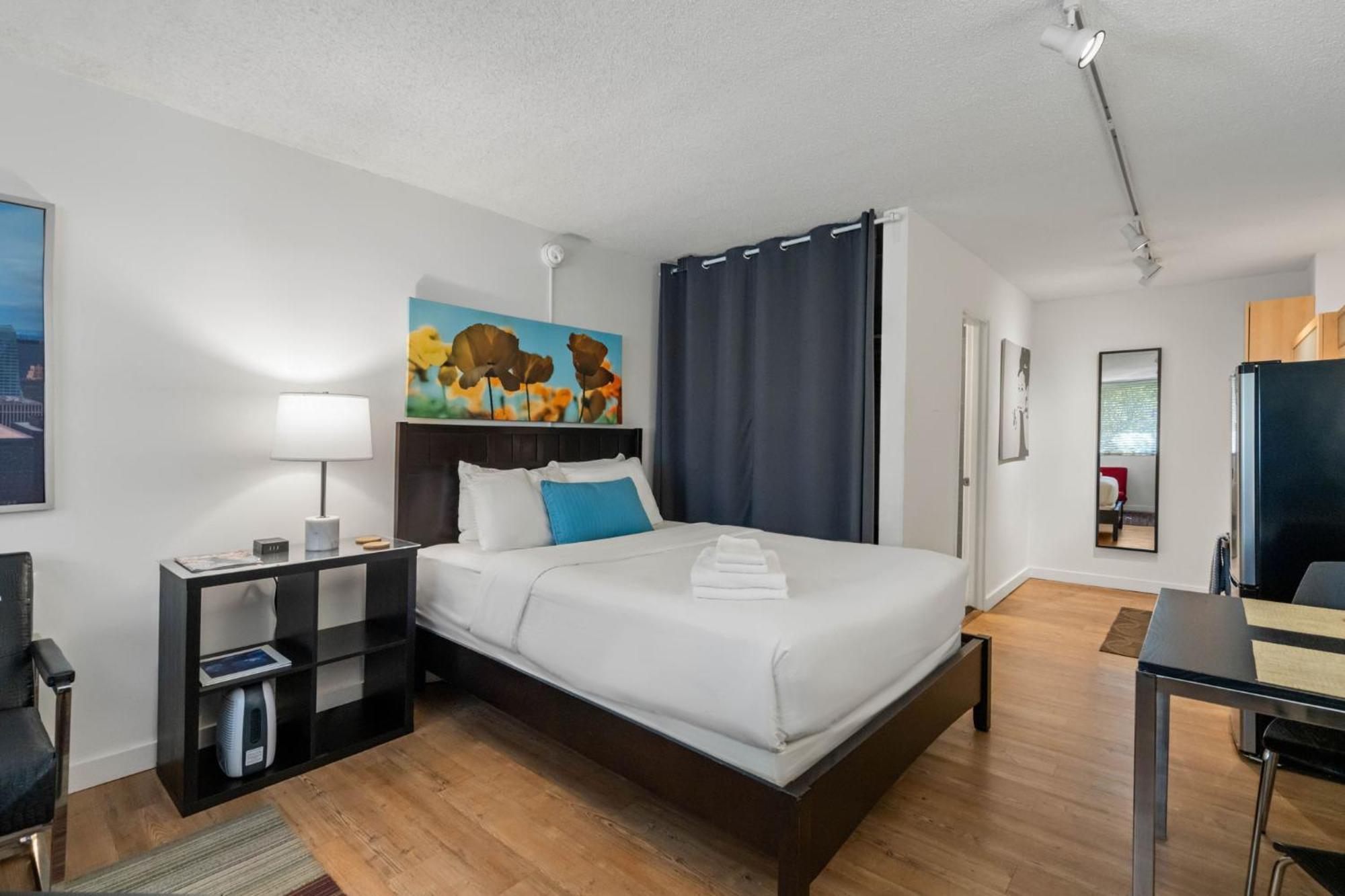 Bca Furnished Apartments Atlanta Room photo